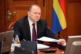 Цуканов распорядился взять под жесткий контроль строительства школ