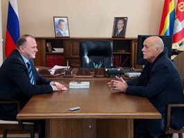 Станислав Говорухин в разговоре с Цукановым признался, что в конце 50-х бывал в Гусеве