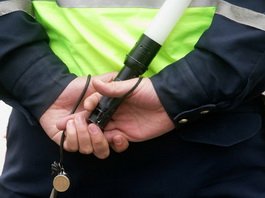 ГИБДД и молодежный актив Гусева провели акцию «Взаимоуважение на дороге – залог безопасности»