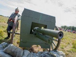 На реконструкции Гумбинненского сражения задействуют историческую военную технику из российских кинофильмов