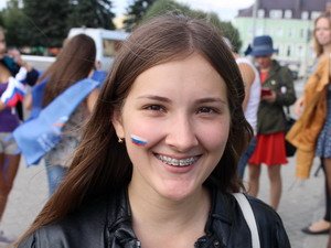 Сегодня в Гусеве на городской площади прошла акция, приуроченная к Дню Государственного флага РФ