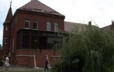 Реставраторы исторического здания в Гусеве оценили работу немецких строителей