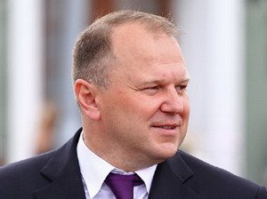 Губернатор поздравил мотострелков в Гусеве