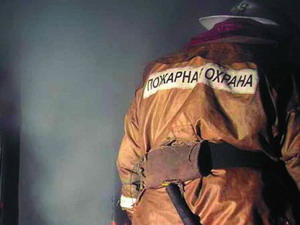 В Гусеве огонь прожег дыру в полу квартиры