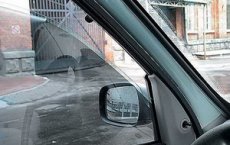 СК: в Гусевском районе мальчик погиб, передавив шею в окне брошенной машины