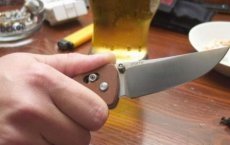 Жительница Гусева ударила собутыльника ножом в грудь