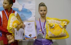 В ФОКе прошли открытые соревнования по фигурному катанию «Новогодние узоры - 2015»