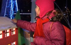 Гусев наряжается к новогодним праздникам