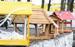 Почти 90 кормушек и скворечников было представлено на конкурсе «С новосельем»