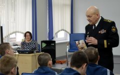 Писательский десант из Калининграда посетил городскую библиотеку