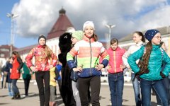 В рамках Весенней недели добра на городской площади прошла акция «Физкульт Привет!»