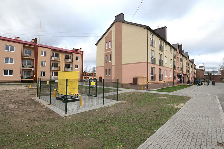 Сирота и Администрация