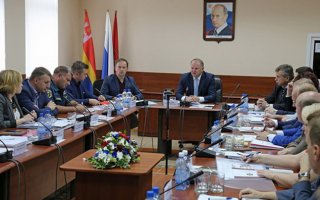 В городской администрации прошло совещание по вопросам патриотического воспитания молодежи