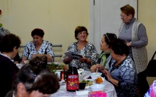 Сотрудники городской библиотеки провели «Аукцион дачных дел»