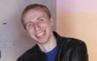 Полиция ищет мужчину за кражу 20 ноутбуков из Гусевской школы