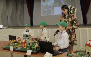 ДЮЦ провёл конкурс-выставку по легоконструированию для дошколят и учеников младших классов