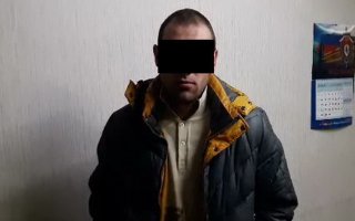 В Гусеве полицейские и сотрудники УФСБ задержали подозреваемого в торговле марихуаной