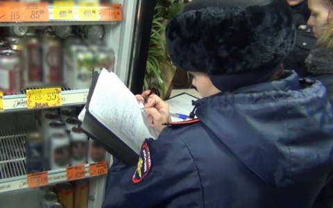 Операция «Трал» в Гусевском районе: ликвидирован наркопритон, изъяты наркотики и оружие