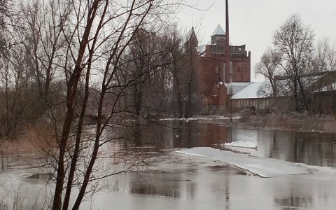 На востоке области стремительный подъем воды в реках