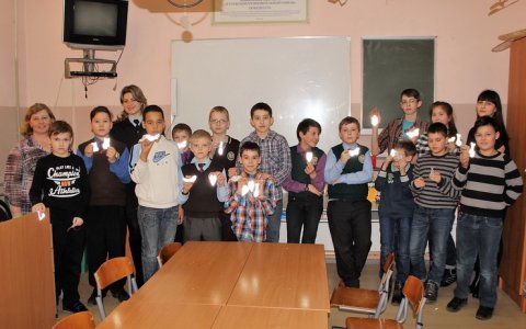 ДЮЦ совместно с полицией Гусева провели акцию «Засветись! Стань заметен на дороге»