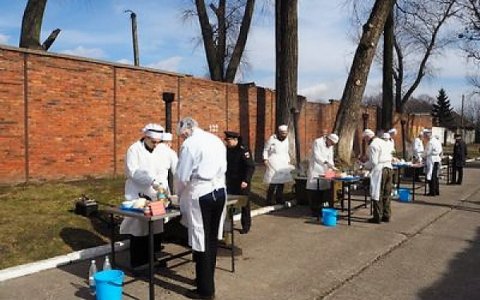 Повар из Гусевской части прошел отборочный этап конкурса «Полевая кухня» и вошел в сборную Балтфлота