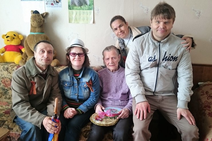 Гусевский социальный центр присоединился к акции «Поклон Вам, солдаты Великой Победы»