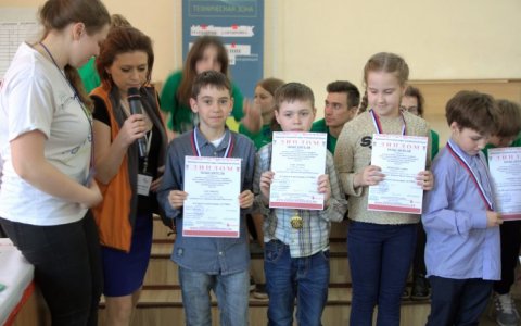 Юные роботехники ДЮЦ победили в I Открытом весеннем робототехническом марафоне