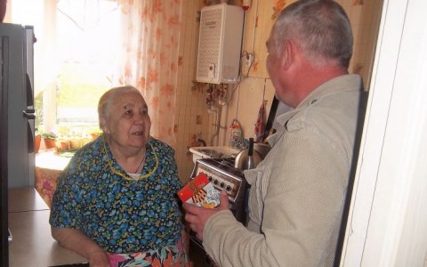 Сотрудники «Прибалтийской мясной компании три» поздравили ветеранов Великой Отечественной войны