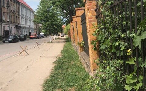 В ходе проверки незавершенных и ветхих строений в округе выявлено более 30 нарушений