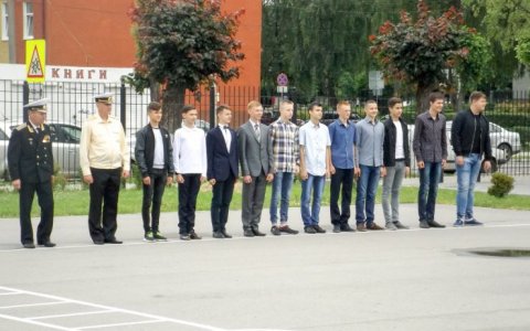 В Гусевском кадетском корпусе состоялся первый выпуск 9-классников