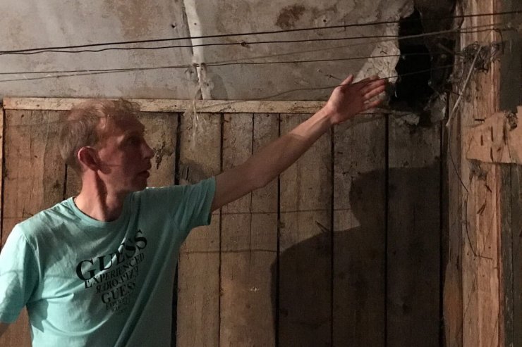 Евгений Мишин пообещал помочь жильцам аварийного дома №7 на ул. Лесной