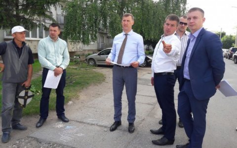 В Гусеве приступили к ремонту тротуаров на Ломоносова, Павлова, Малахова и обустройству стадиона школы №5