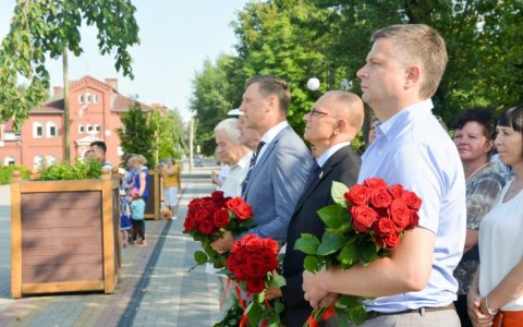 У памятника «Штыковая атака» прошла торжественная церемония памяти воинов Первой мировой войны