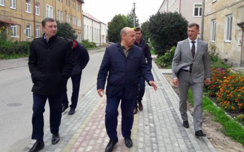 Завершен ремонт тротуара на нечетной стороне улицы Малахова