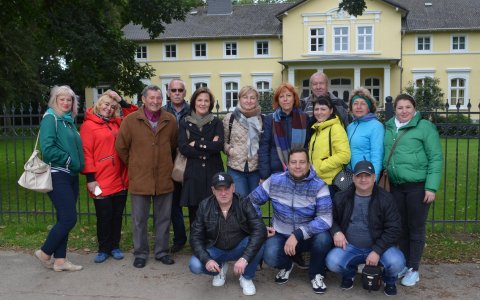 «Городской объектив»: С «Калинкой» по Европе