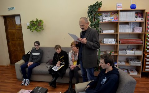 В Центральной библиотеке состоялось очередное заседание литературного объединения «Гусев-ЛИТО»