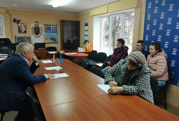 В общественной приемной Гусевского местного отделения Партии «Единая Россия» прошел прием граждан