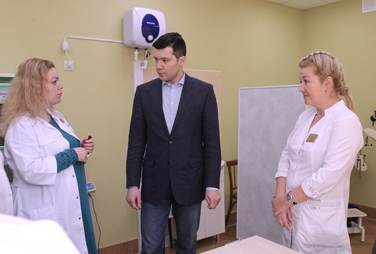 Антон Алиханов ознакомился с работой структурного подразделения Гусевской ЦРБ