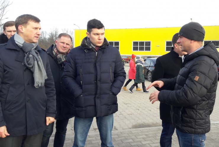 Антон Алиханов пообещал посодействовать в создании бювета с минеральной водой на территории ФОКа