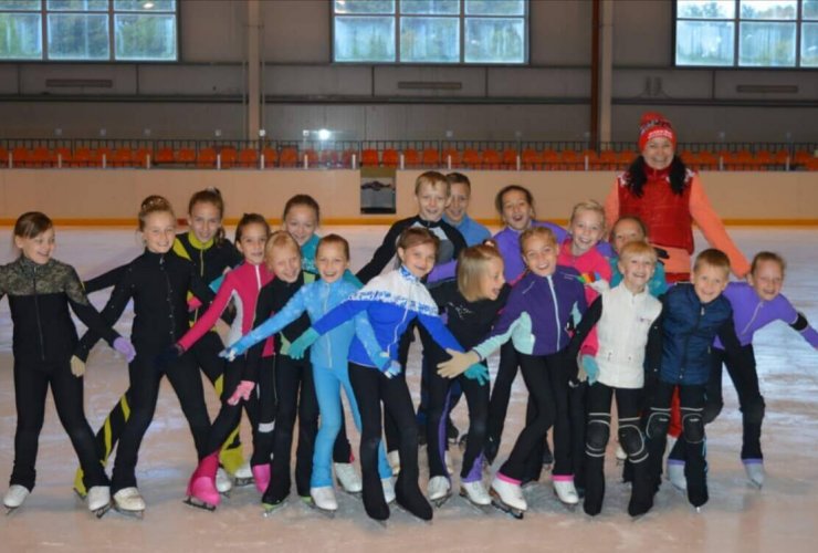 Ровно семь лет назад в ФОКе Гусева прошли первые занятия по фигурному катанию
