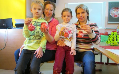 В Детско-юношеском центре прошёл «Семейный фестиваль», посвящённый новогодним традициям