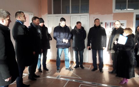 Областное правительство обсудит вопрос о выделении средств на реконструкцию здания бывшей школы № 3