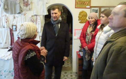 Евгений Михайлов поручил подготовить проект реконструкции Дома культуры в Кубановке