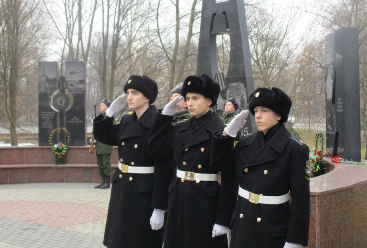 В Гусеве почтили память тех, кто исполнял свой служебный долг за пределами Отечества