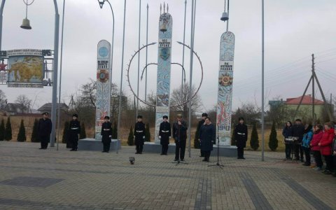 В поселке Михайлово почтили память тех, кто погиб, исполняя свой воинский долг за пределами Родины