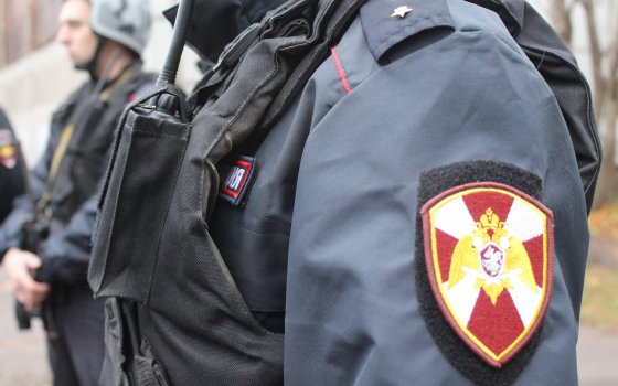 В Гусеве Росгвардейцы задержали граждан, обокравших газетный киоск