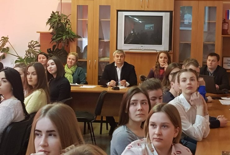Политех стал переговорной площадкой для гусевского студенчества и «Янтарного Ювелирпрома»
