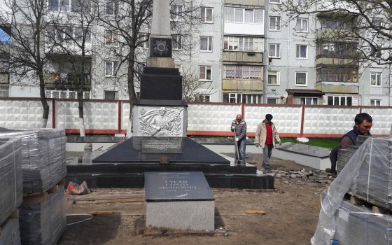 В Гусеве завершаются работы по установке чаши Вечного огня