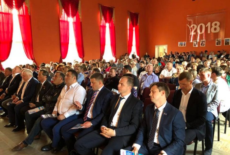 Гусевские единороссы получили благодарность за активное участие в избирательной кампании Президента