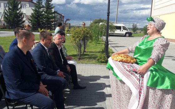 В теплой и по-домашнему уютной обстановке прошел сегодня в Михайлово День поселка
